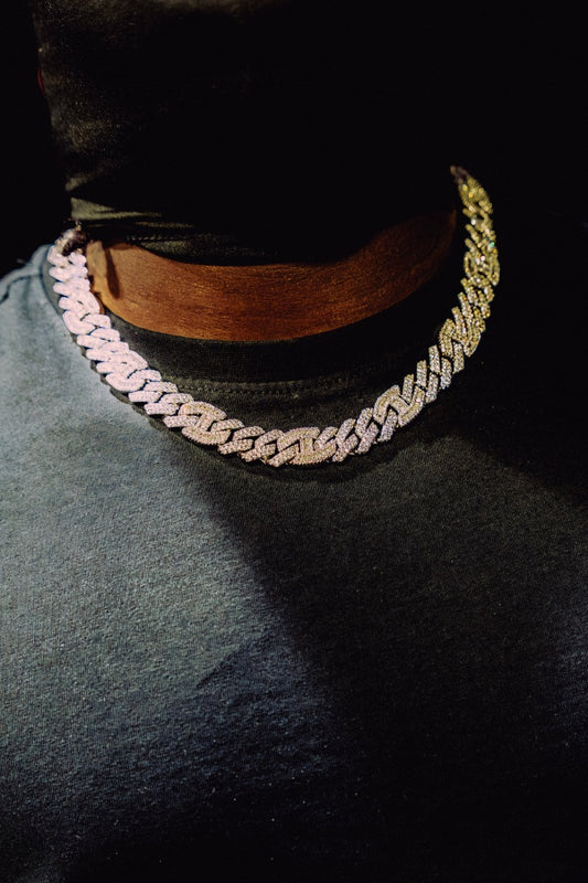 HOOD FAMOUS Chain