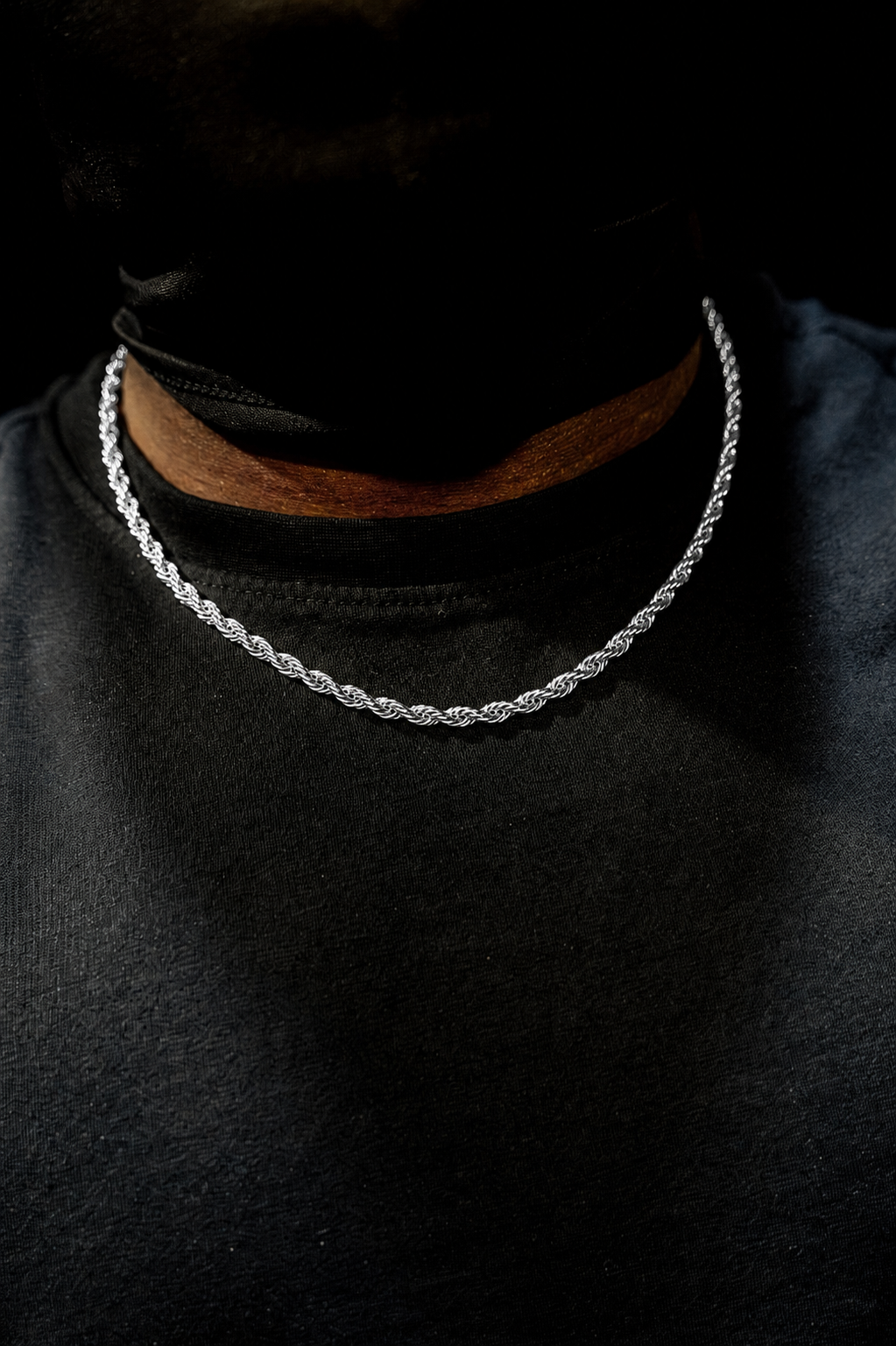 2 FOR 1 - HOOD SILVER ROPE CHAIN.
